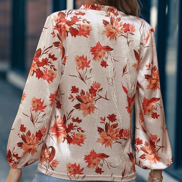 020 Boho Floral Print Cottagecore Blouse - Picture 2 of 5